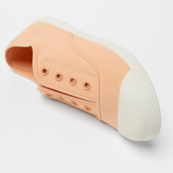 NWT ZARA COTTON SNEAKER - Picture 3 of 8